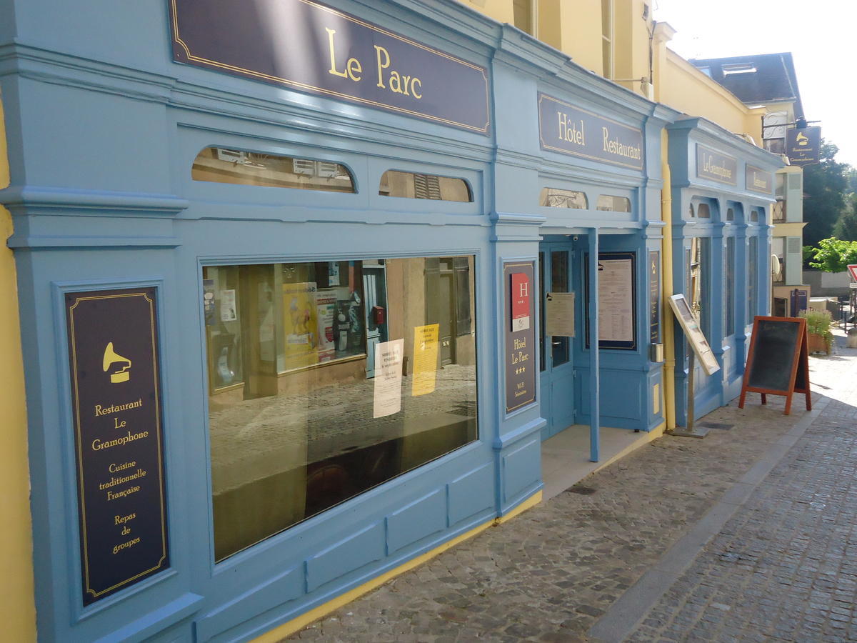 Hotel Le Parc Marly-le-Roi Exterior photo